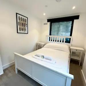 In Town Centre Apartment Bournemouth