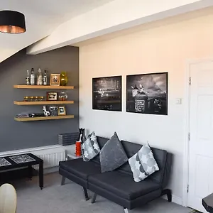 Moonshine Loft Holiday home Whitby